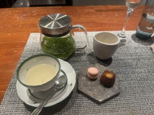 仮歯入りました　ハハハ【気まぐれ日記】