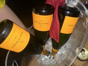 食事同伴PART3【気まぐれ日記】